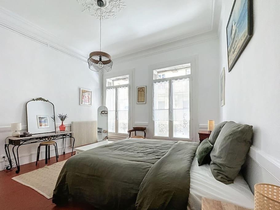 Nouveau - Appartement 100M2 Avec Terrasse A 1 Min De La Place De La Comedie Montpellier Exteriér fotografie