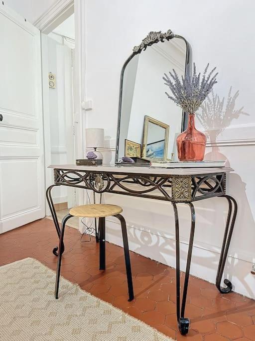 Nouveau - Appartement 100M2 Avec Terrasse A 1 Min De La Place De La Comedie Montpellier Exteriér fotografie