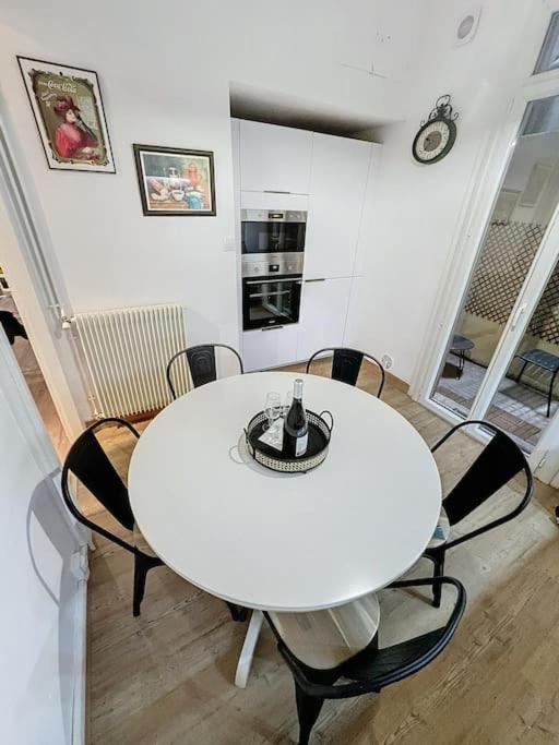 Nouveau - Appartement 100M2 Avec Terrasse A 1 Min De La Place De La Comedie Montpellier Exteriér fotografie