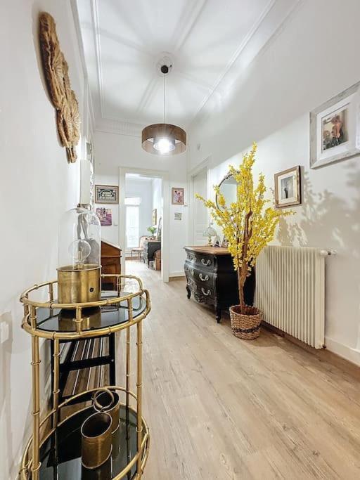 Nouveau - Appartement 100M2 Avec Terrasse A 1 Min De La Place De La Comedie Montpellier Exteriér fotografie