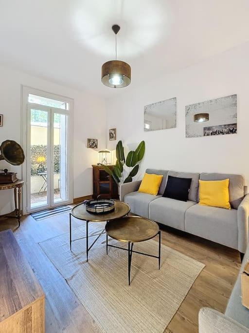 Nouveau - Appartement 100M2 Avec Terrasse A 1 Min De La Place De La Comedie Montpellier Exteriér fotografie